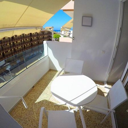 Edificio Abora Apartment Лос Кристианос Екстериор снимка