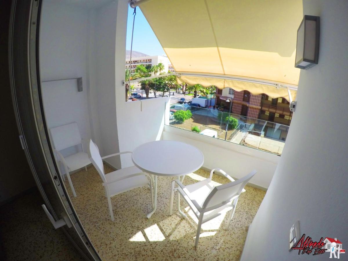 Edificio Abora Apartment Лос Кристианос Екстериор снимка