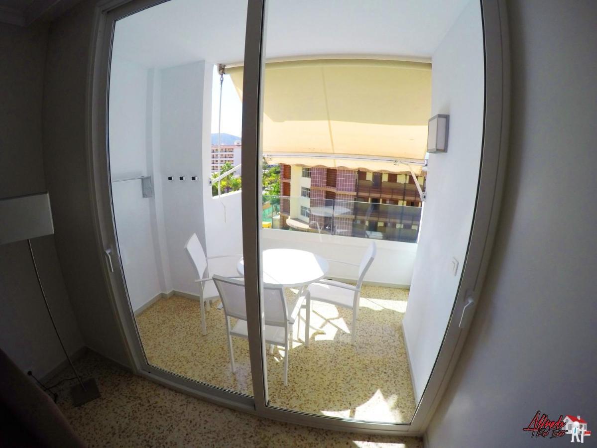 Edificio Abora Apartment Лос Кристианос Екстериор снимка