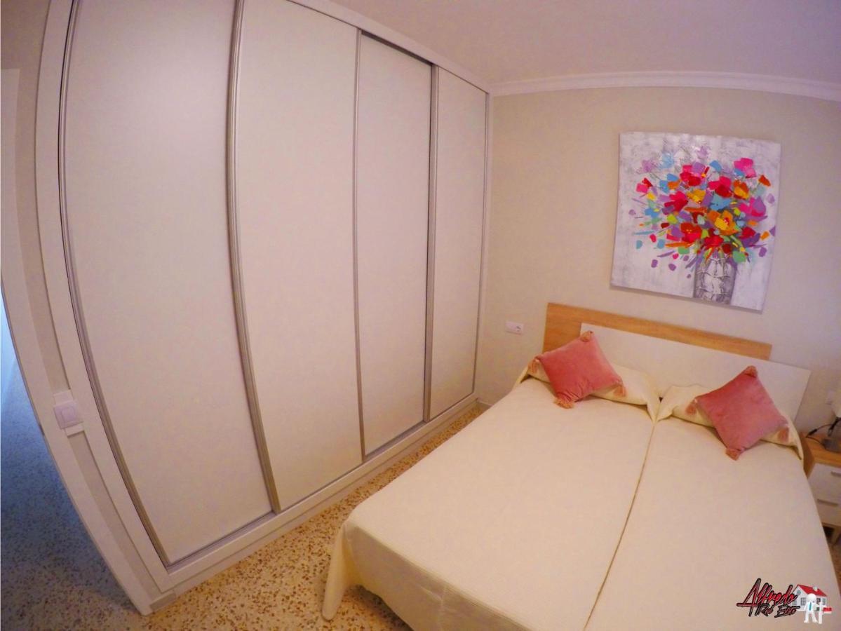 Edificio Abora Apartment Лос Кристианос Екстериор снимка