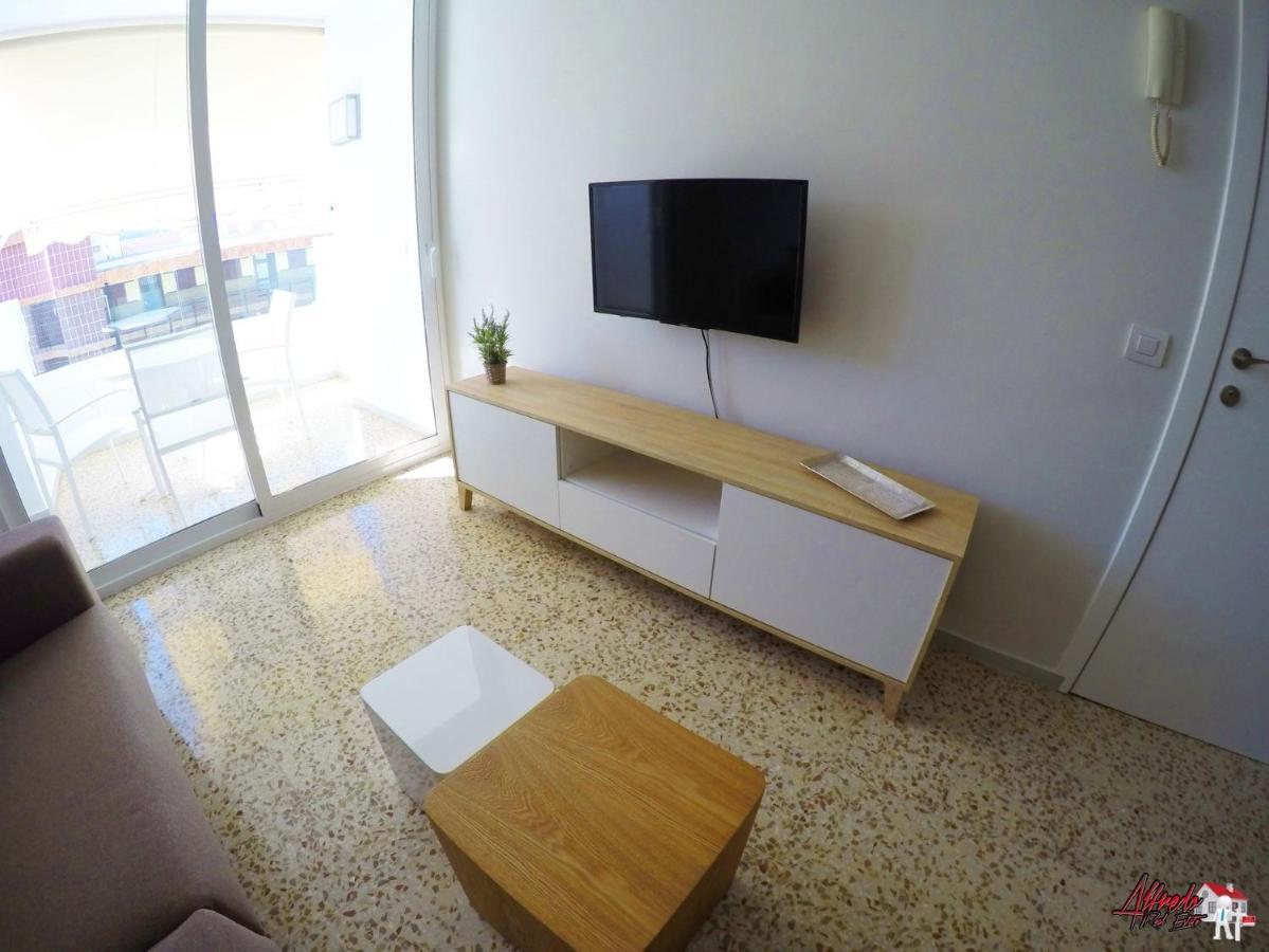 Edificio Abora Apartment Лос Кристианос Екстериор снимка