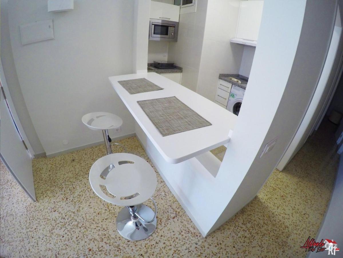 Edificio Abora Apartment Лос Кристианос Екстериор снимка