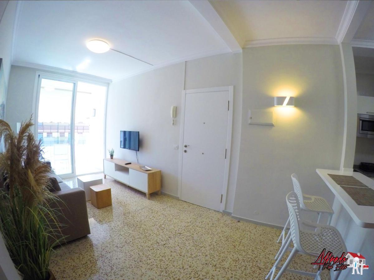 Edificio Abora Apartment Лос Кристианос Екстериор снимка