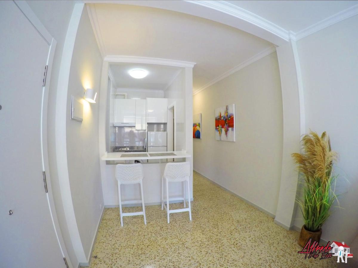 Edificio Abora Apartment Лос Кристианос Екстериор снимка